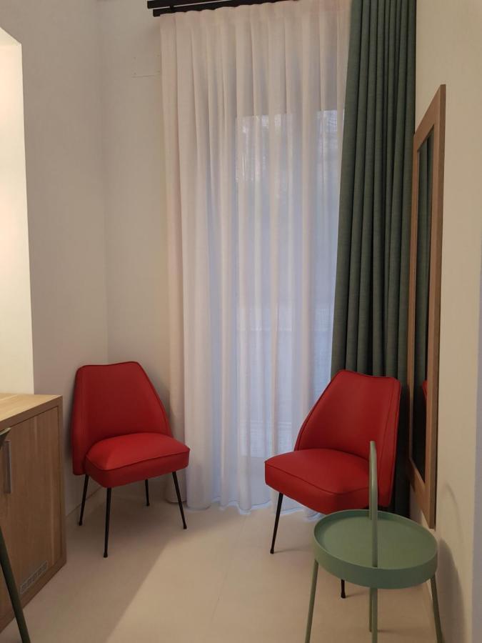 Dimora Del Cuore Guest House In Centro Весте Екстериор снимка