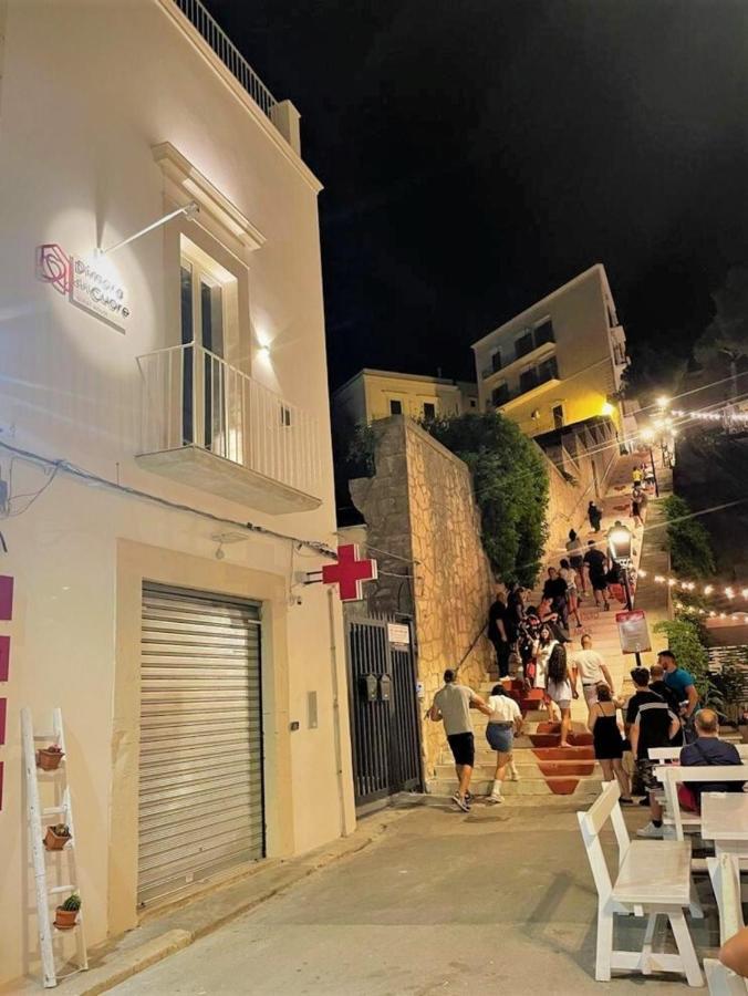 Dimora Del Cuore Guest House In Centro Весте Екстериор снимка