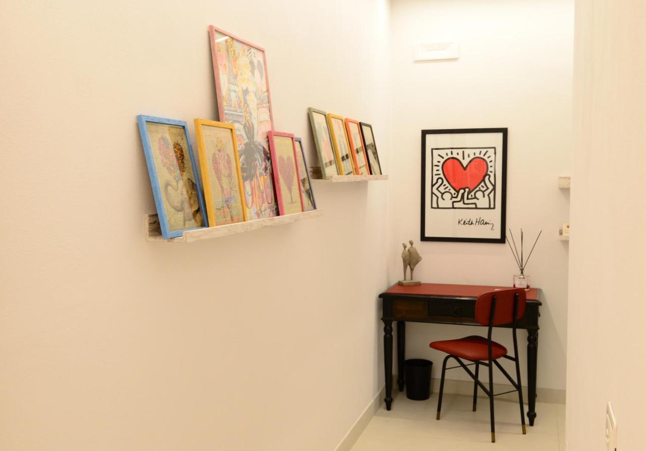Dimora Del Cuore Guest House In Centro Весте Екстериор снимка