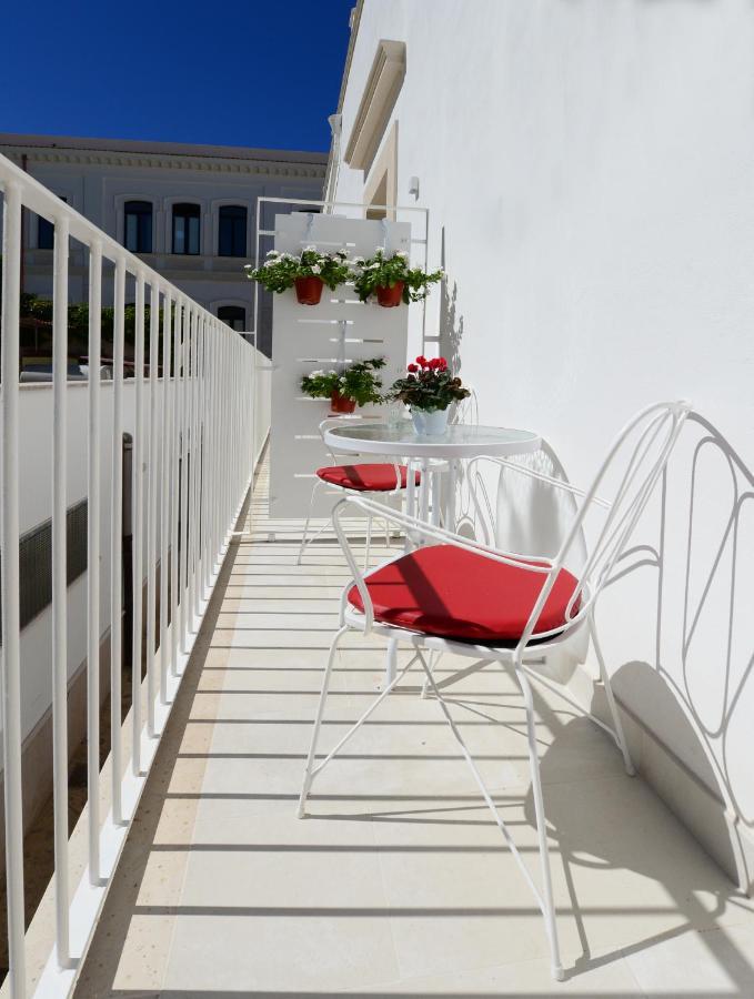 Dimora Del Cuore Guest House In Centro Весте Екстериор снимка